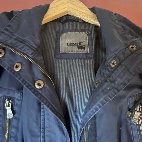 Levi’s denim jacket - Picture 2 of 11